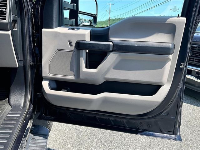 Used 2021 Ford F350 XL w/ STX Appearance Package AWD/4WD image 19
