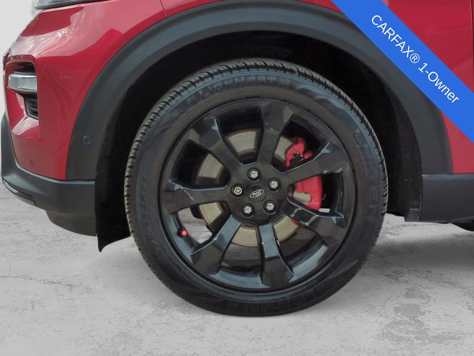 Used 2020 Ford Explorer ST w/ ST Street Pack image 17