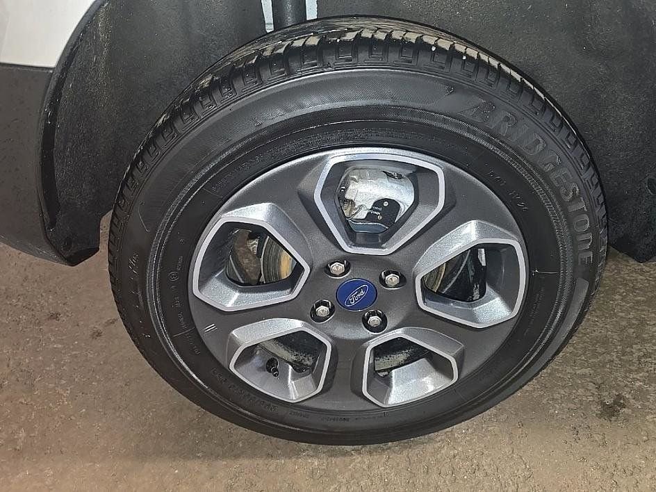Used 2022 Ford EcoSport S image 33