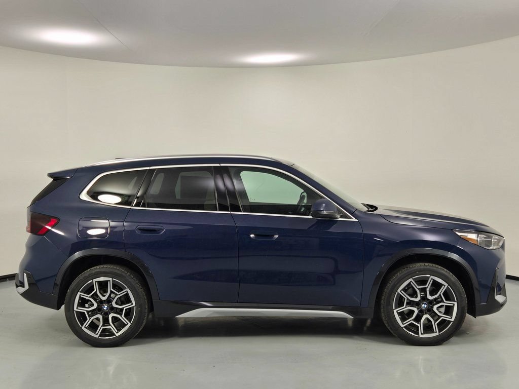 New 2026 BMW X1 xDrive28i AWD/4WD image 5