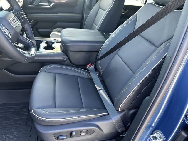 New 2026 GMC Yukon XL Elevation w/ Elevation Premium Package AWD/4WD image 15