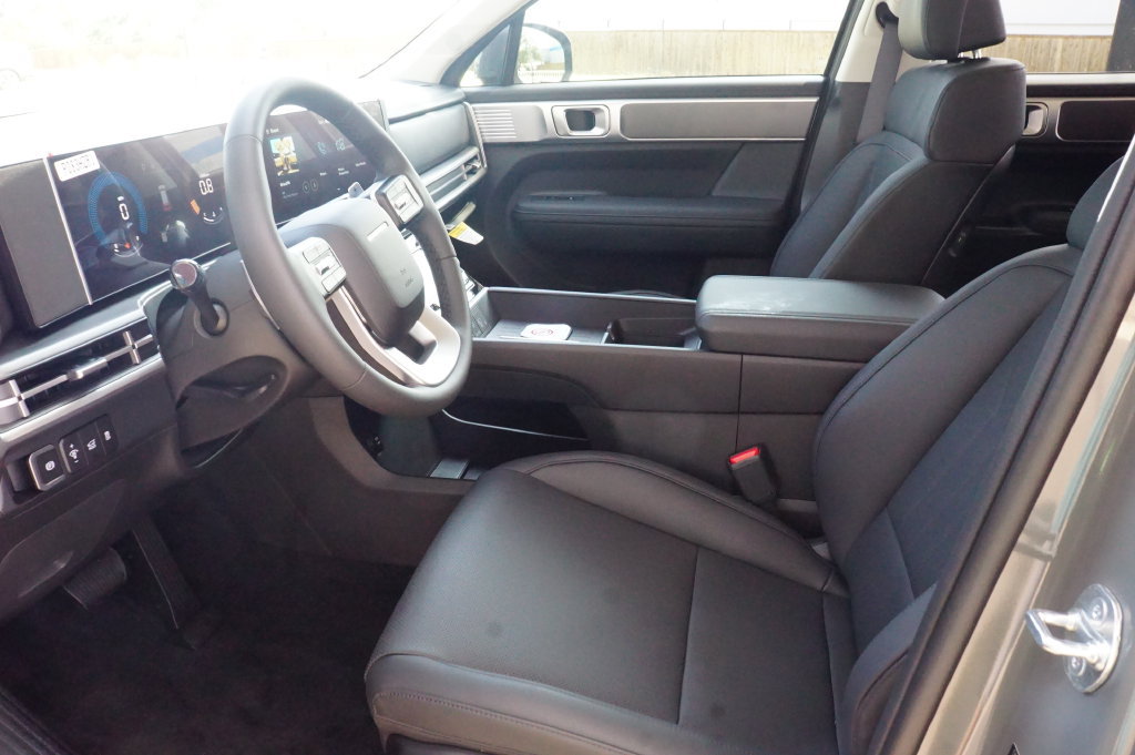 New 2026 Hyundai Santa Fe SEL FWD image 17