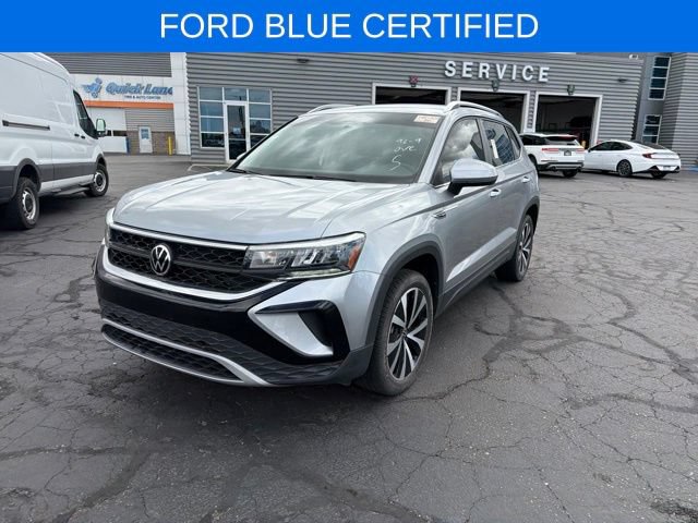 Used 2022 Volkswagen Taos SE FWD image 16