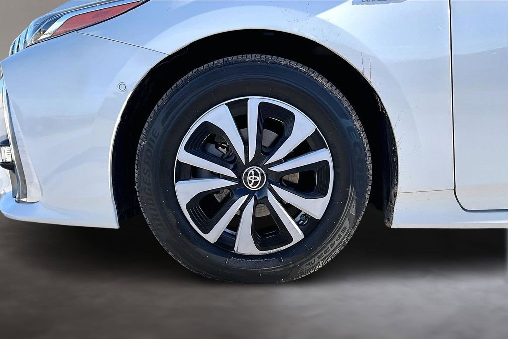Used 2019 Toyota Prius Prime Advanced FWD image 32