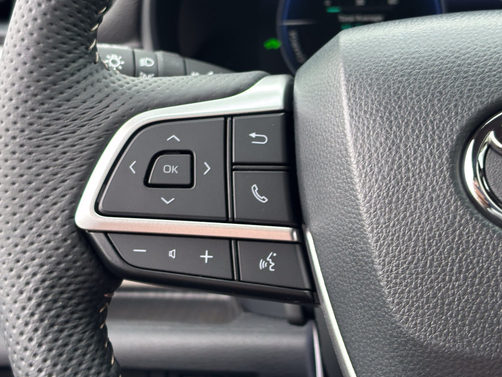 New 2026 Toyota Sienna Limited AWD/4WD image 24