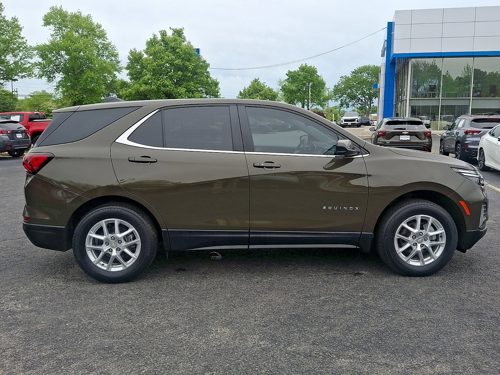 Certified 2023 Chevrolet Equinox LT AWD/4WD image 8