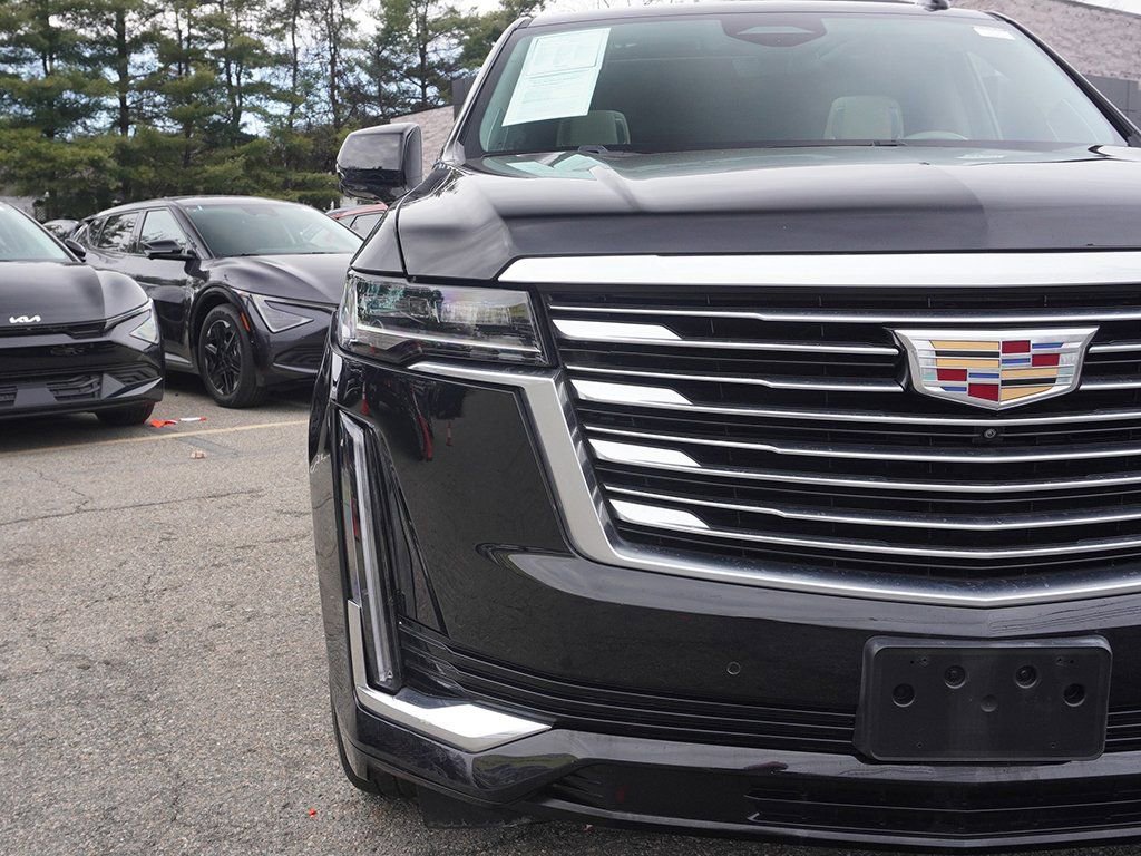 Used 2023 Cadillac Escalade ESV Premium Luxury Platinum w/ Heavy-Duty Trailer Package image 18