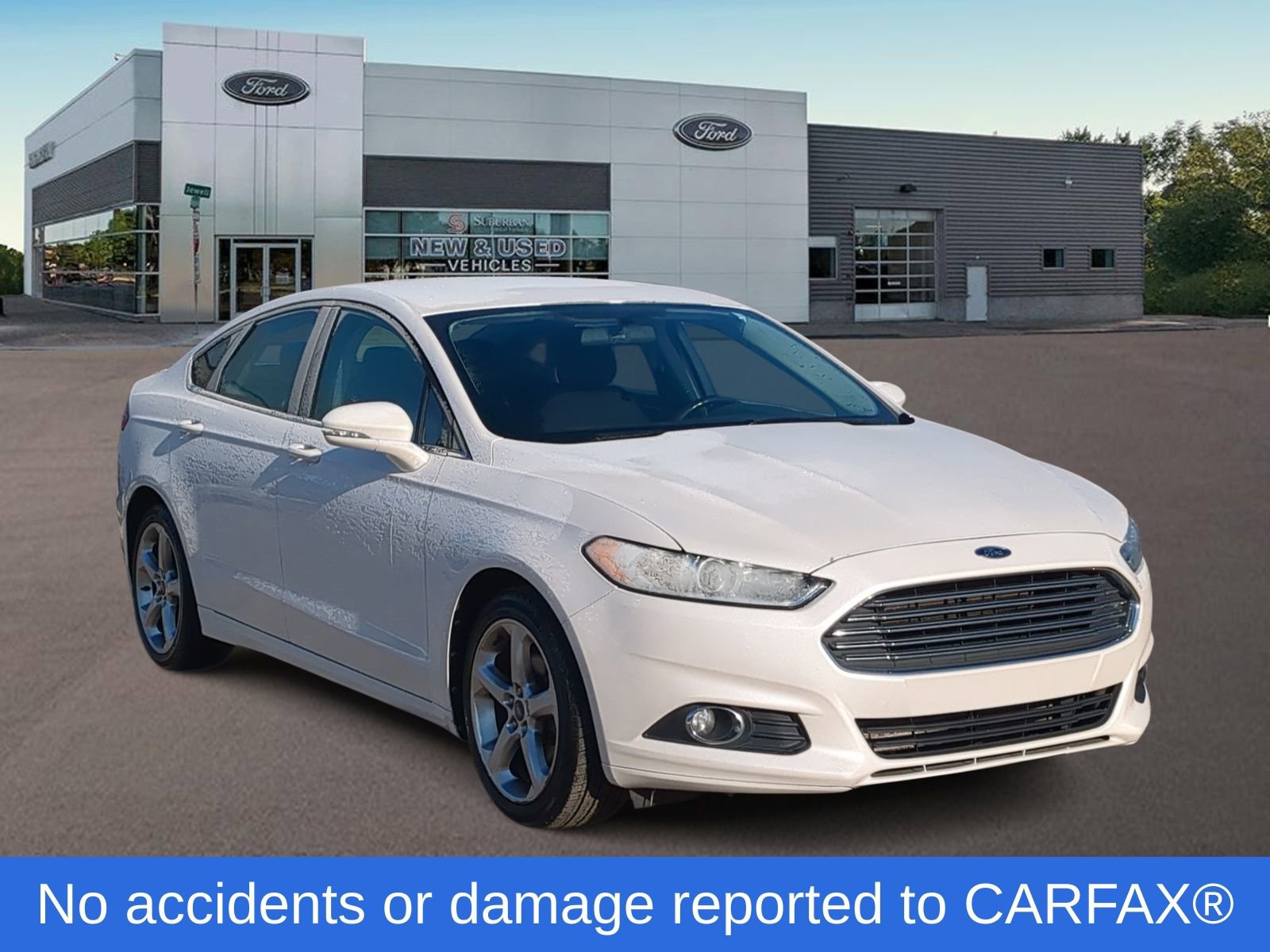 Used 2013 Ford Fusion SE FWD image 2