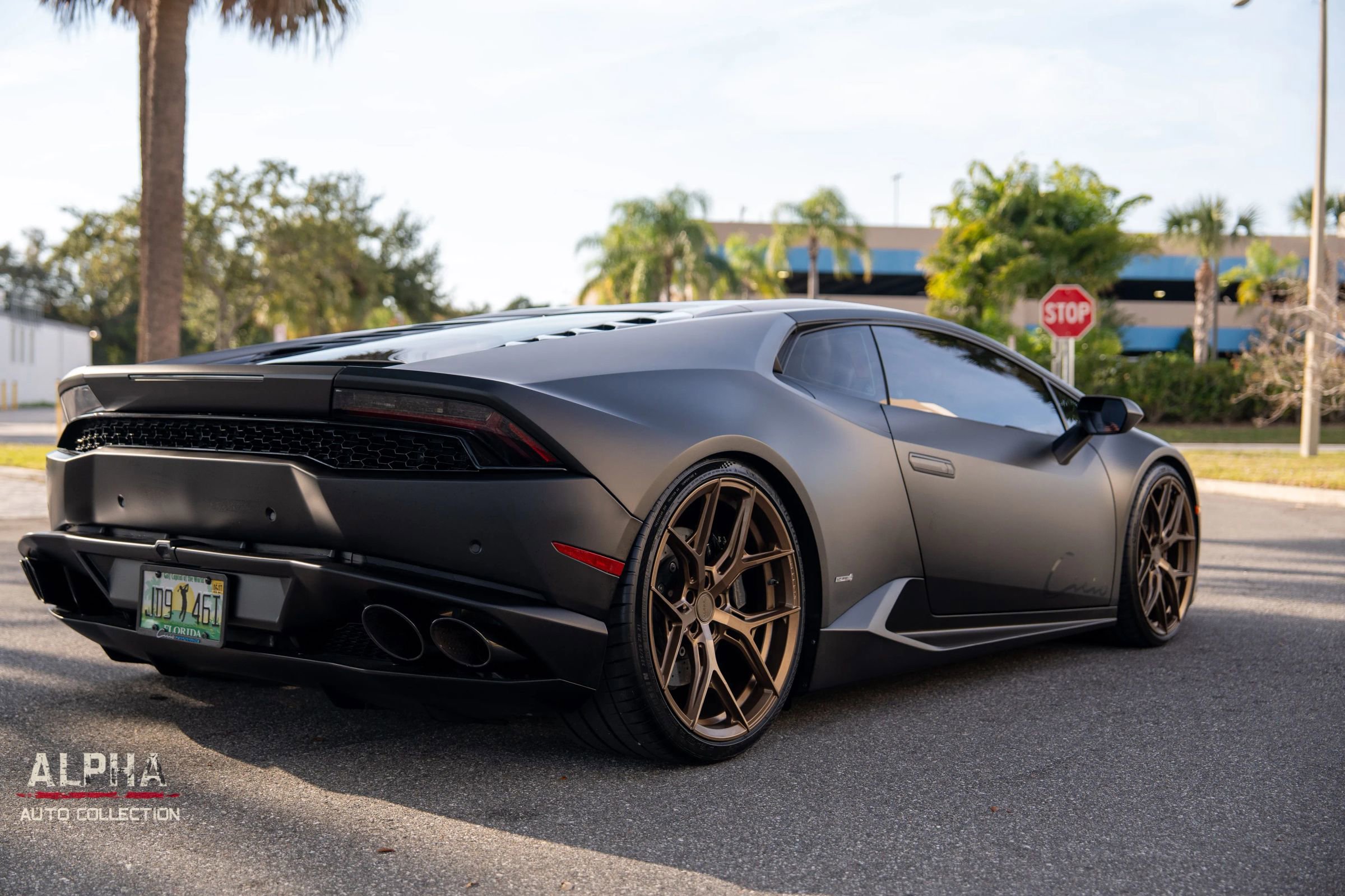 Used 2015 Lamborghini Huracan LP 610-4 image 8