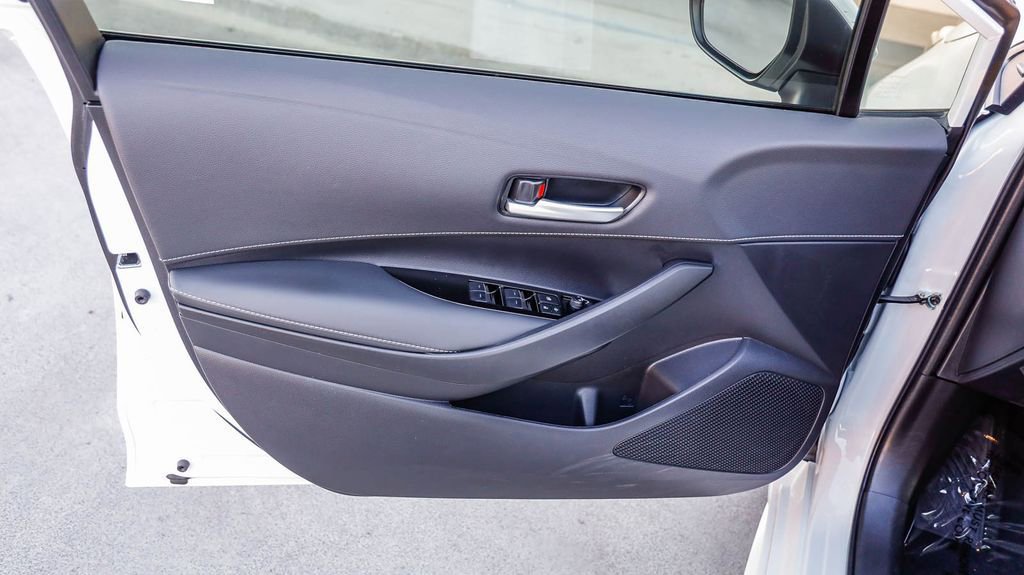 Used 2024 Toyota Corolla SE image 21
