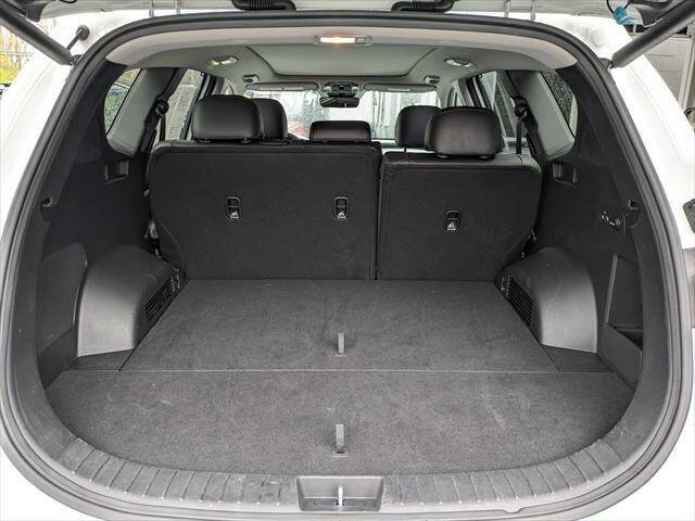 Used 2023 Hyundai Santa Fe SEL w/ Premium Package image 15