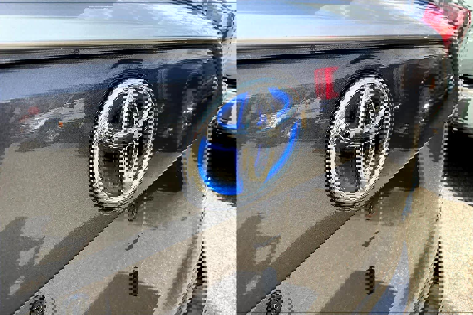 Used 2024 Toyota RAV4 XSE w/ Advanced Technology Package image 30