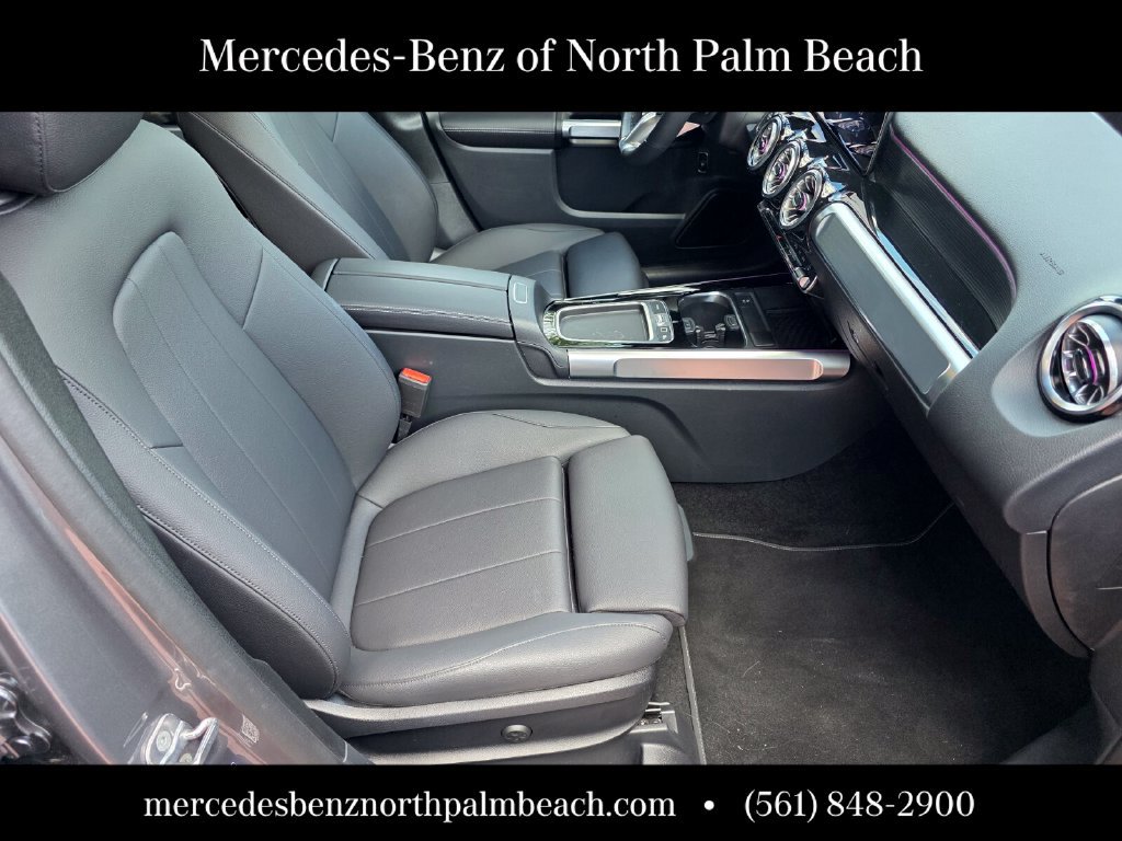 Used 2026 Mercedes-Benz GLB 250 image 28