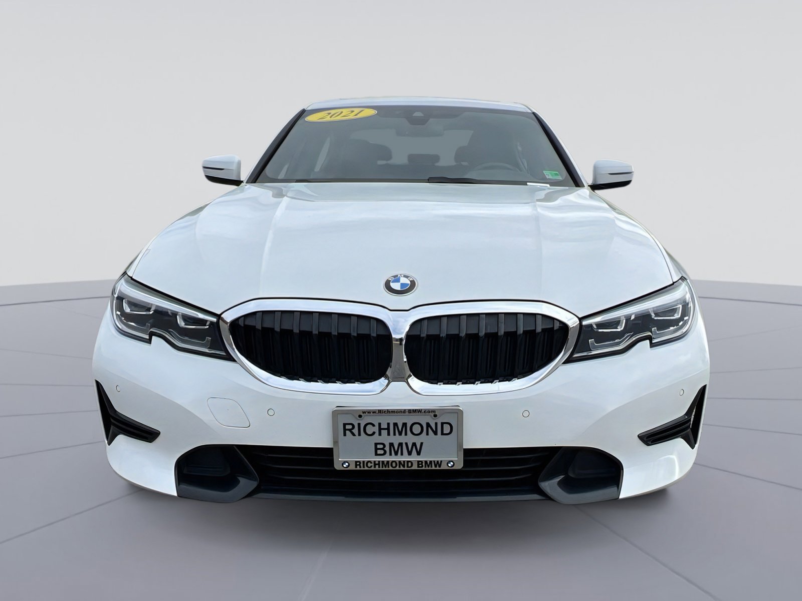 Used 2021 BMW 330e xDrive w/ Convenience Package image 12
