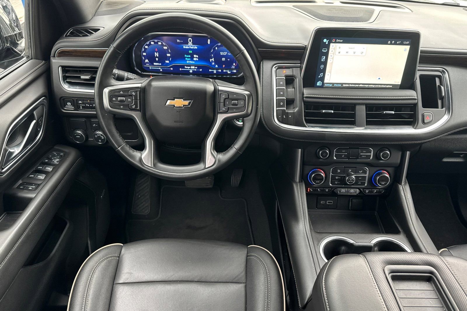 Used 2024 Chevrolet Suburban Premier image 17