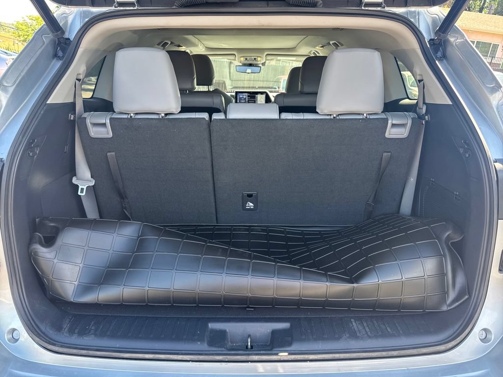 Used 2021 Toyota Highlander Platinum AWD/4WD image 8