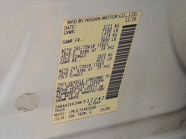 Used 2017 Nissan Titan SV RWD image 30