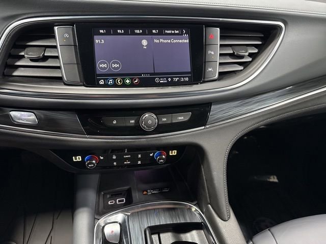 Used 2023 Buick Enclave Essence FWD image 19