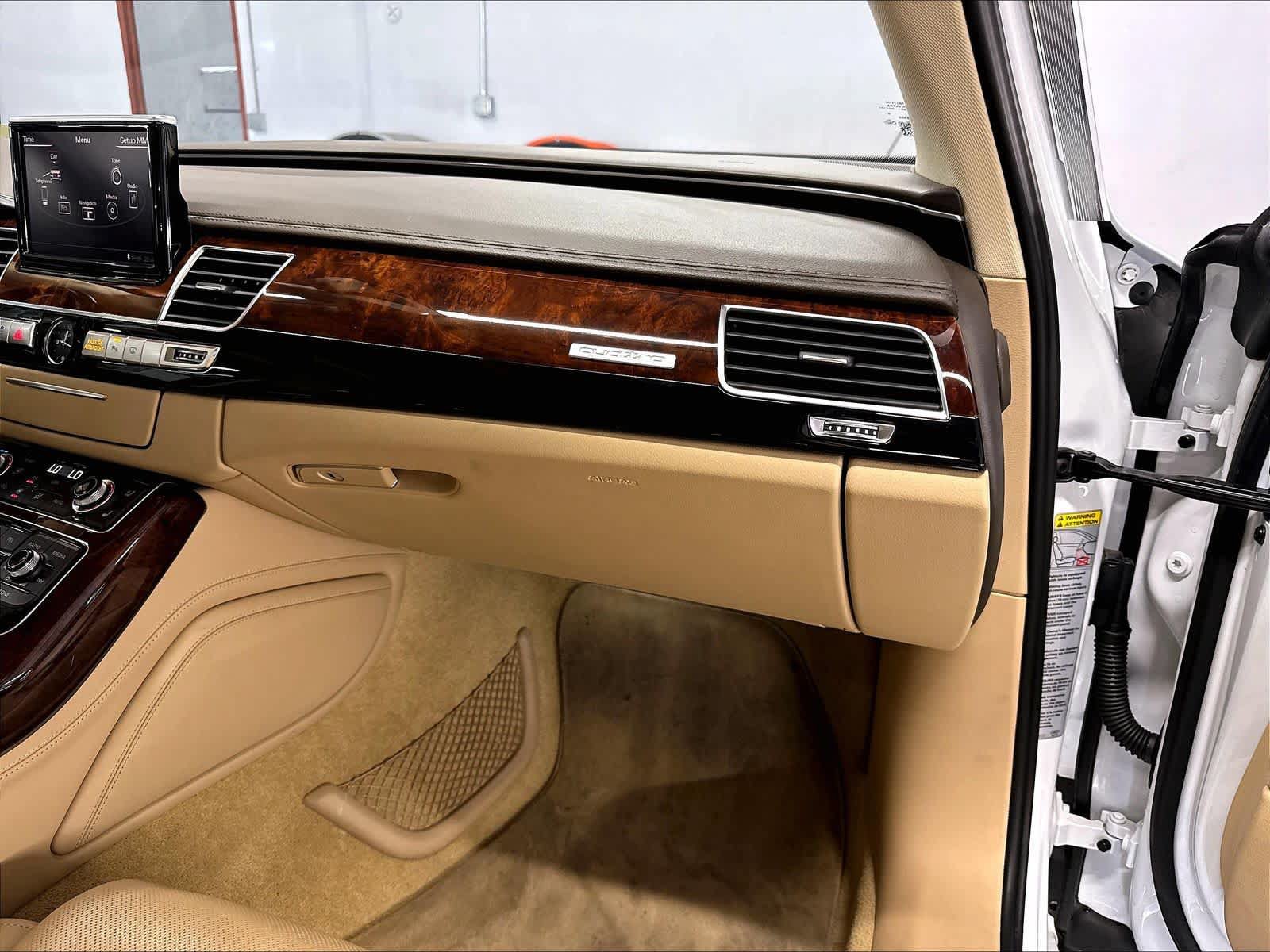 Used 2013 Audi A8 L 4.0T AWD/4WD image 17