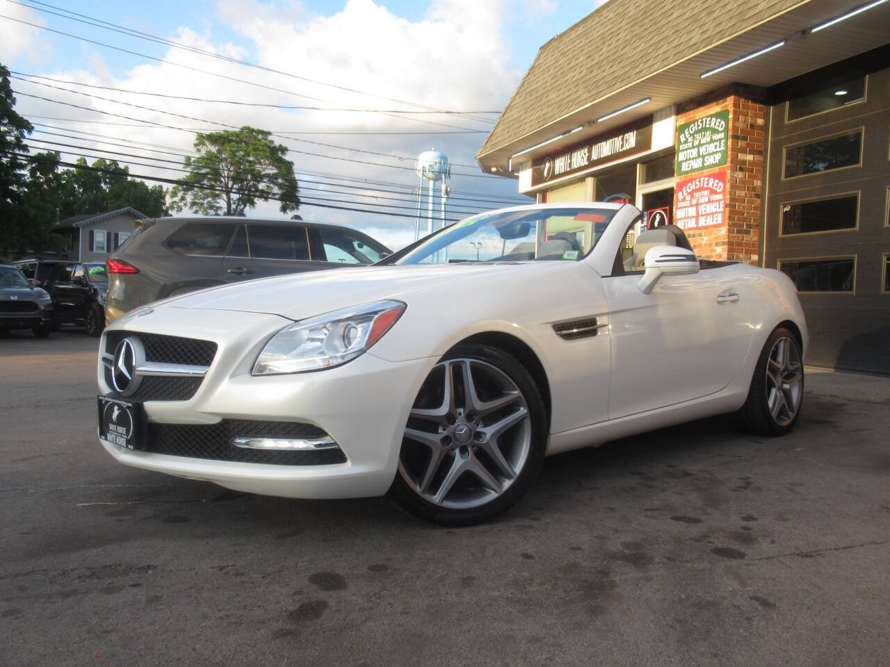 Used 2016 Mercedes-Benz SLK 300 image 37