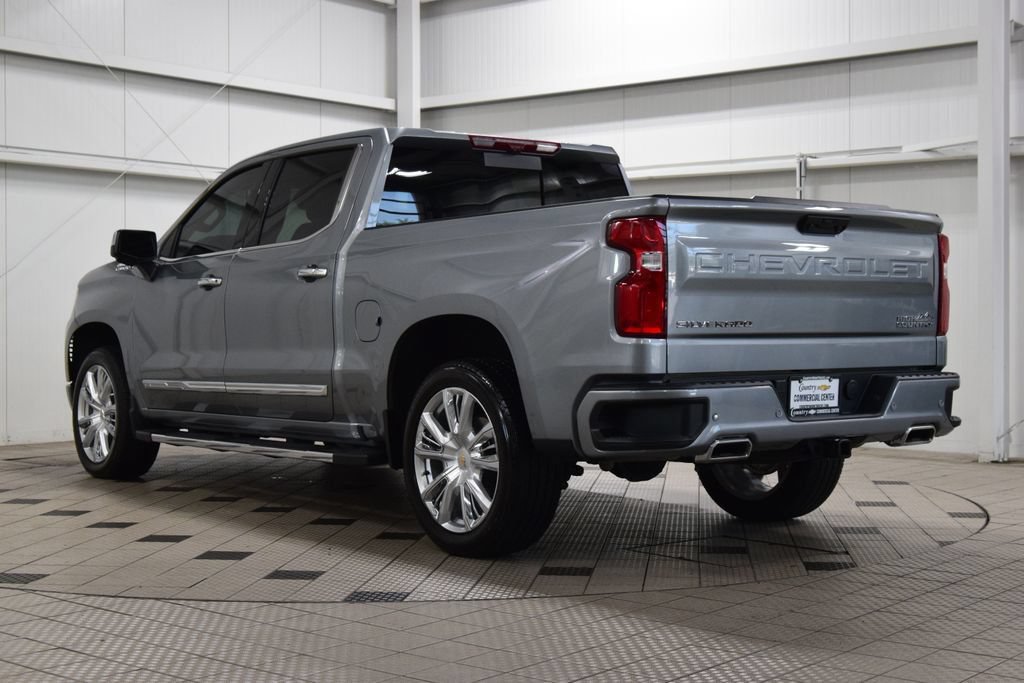 Used 2026 Chevrolet Silverado 1500 High Country w/ Technology Package AWD/4WD image 5