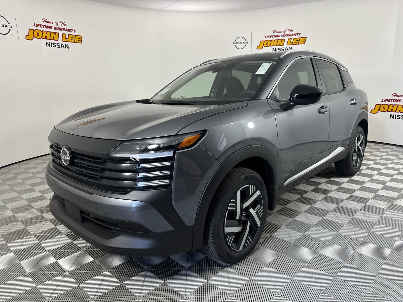 New 2026 Nissan Kicks SV w/ Illumination Package