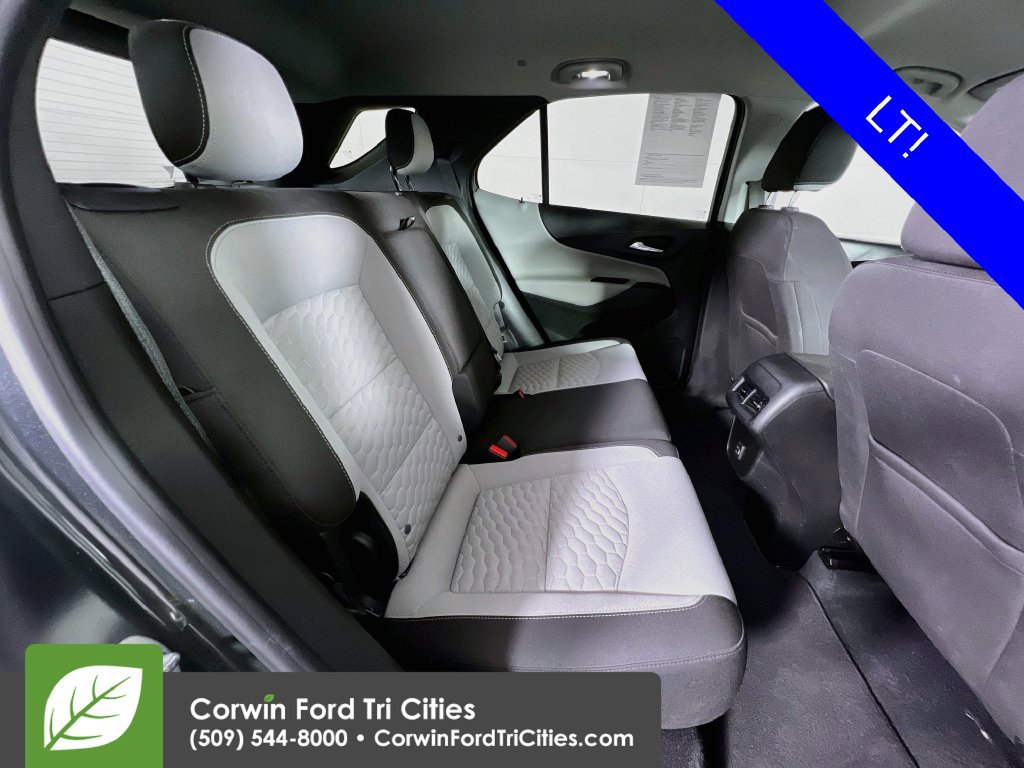 Used 2020 Chevrolet Equinox LT w/ Driver Convenience Package AWD/4WD image 15