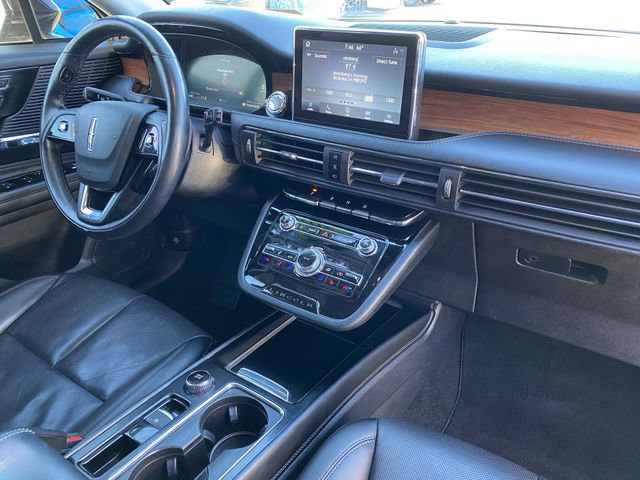 Used 2022 Lincoln Corsair Reserve w/ Equipment Group 201A image 13