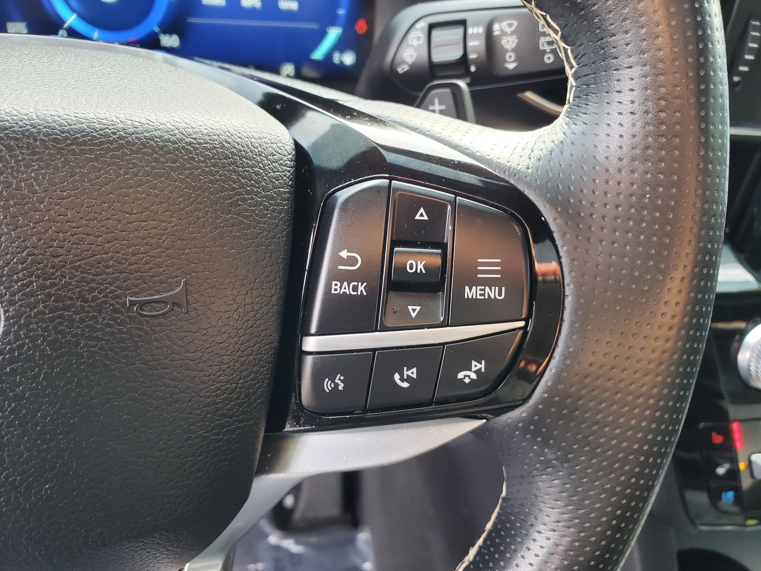 Used 2021 Ford Explorer ST w/ Equipment Group 401A AWD/4WD image 19