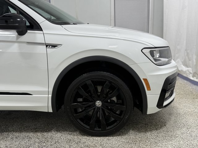 Used 2021 Volkswagen Tiguan SE R-Line AWD/4WD image 30