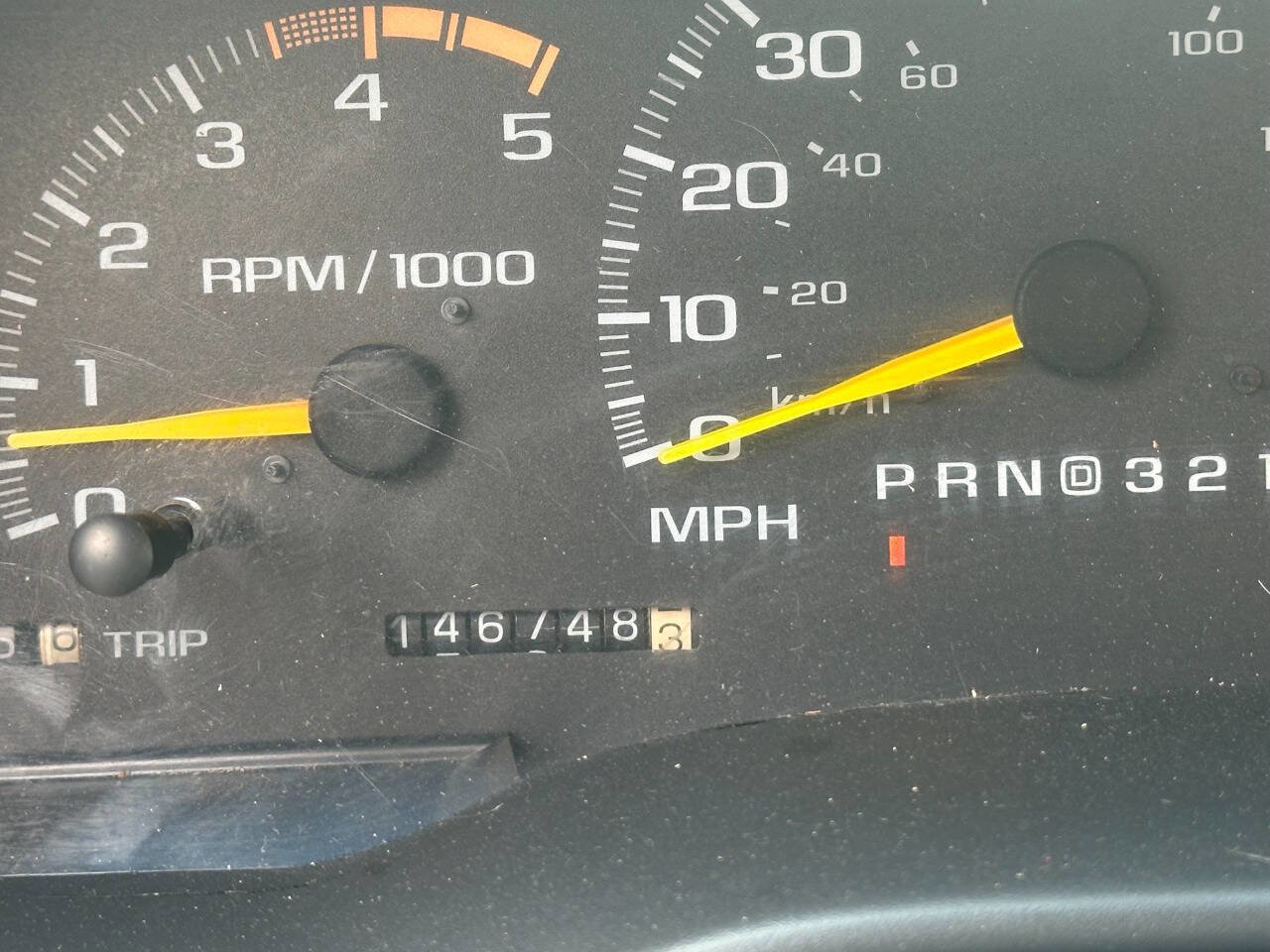 Used 1998 GMC Sierra 3500 2WD Regular Cab HD image 24