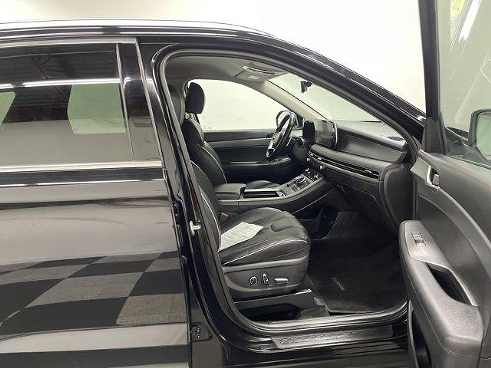 Used 2023 Hyundai Palisade SEL w/ Cargo Package AWD/4WD image 19