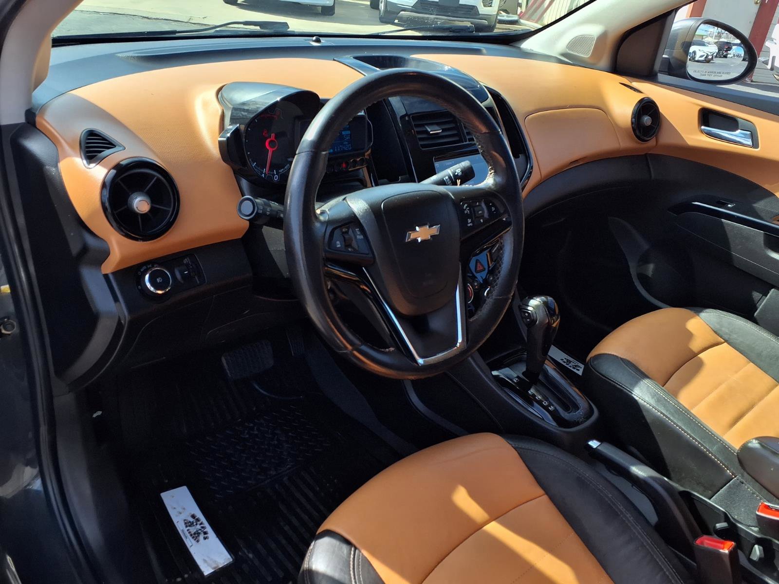 Used 2014 Chevrolet Sonic LTZ w/ Dusk Package image 10