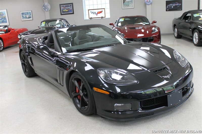 Used 2012 Chevrolet Corvette Grand Sport w/ 3LT Preferred Equipment Group RWD image 31