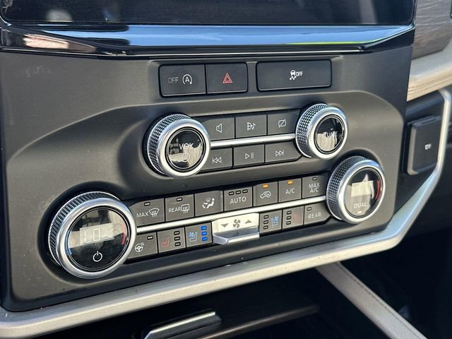 Used 2023 Ford Expedition Max Limited image 40
