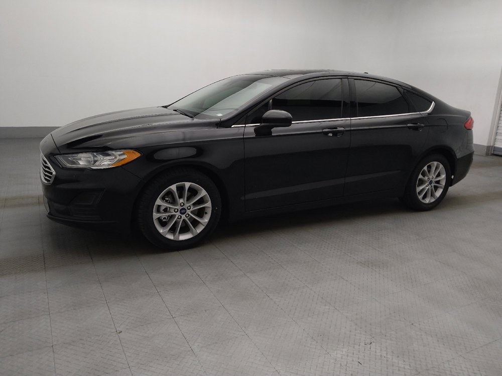 Used 2020 Ford Fusion SE FWD image 2
