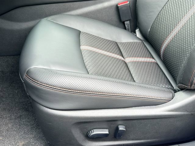 New 2025 Nissan Altima 2.5 SR image 16