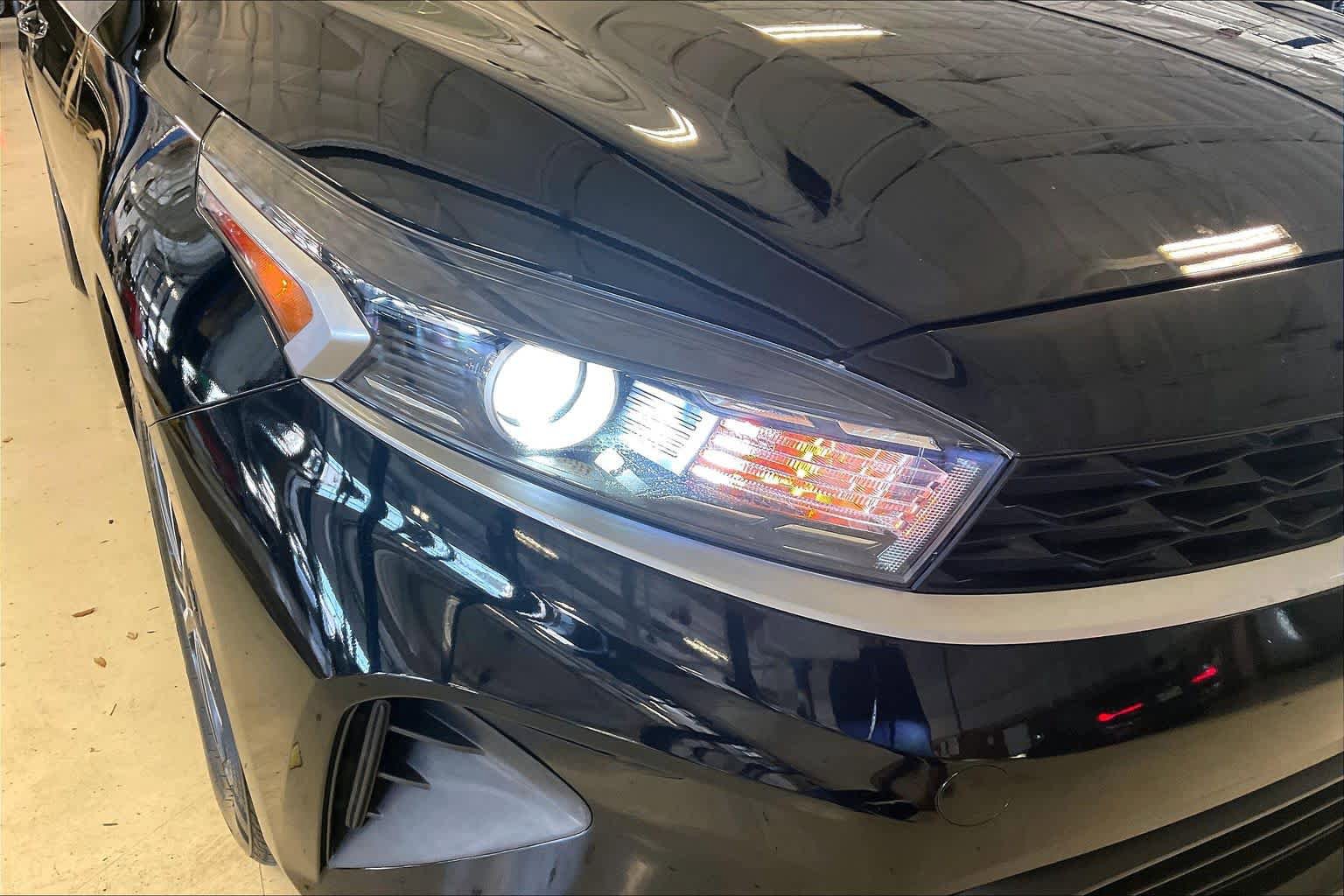 Used 2022 Kia Forte LXS w/ LXS Technology Package FWD image 25