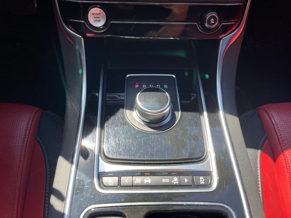 Used 2019 Jaguar XE Landmark Edition RWD image 36