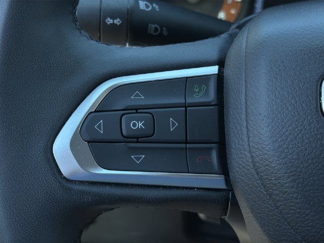 Used 2024 Jeep Compass Limited AWD/4WD image 27