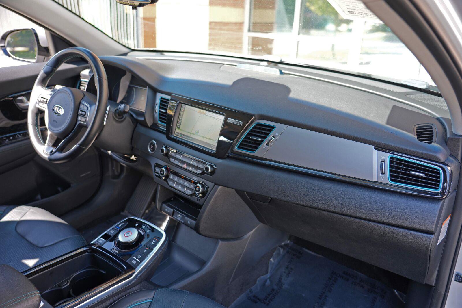 Used 2019 Kia Niro EX Premium FWD image 15