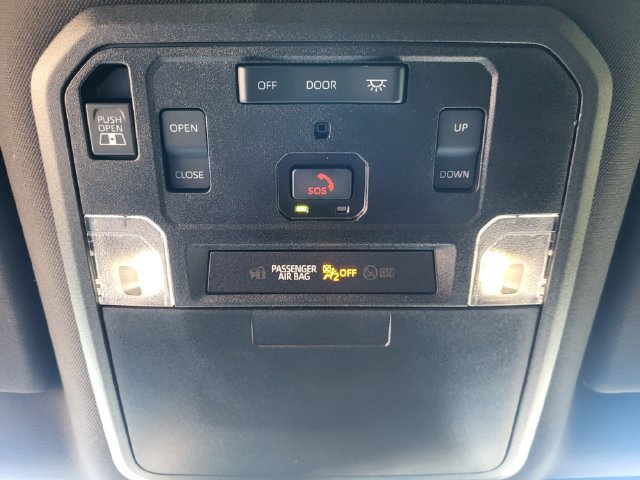 Used 2024 Toyota Tacoma Limited w/ Limited Package (LT) AWD/4WD image 20