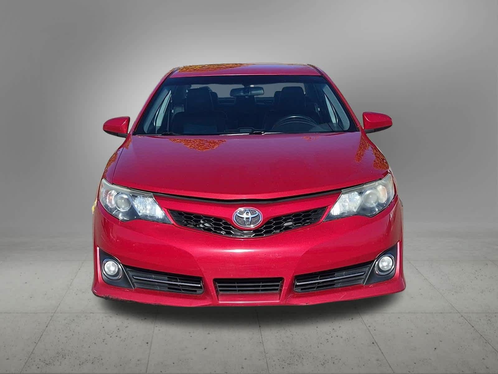 Used 2013 Toyota Camry SE FWD image 9