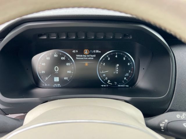 Used 2016 Volvo XC90 T6 Momentum w/ Protection Package Plus AWD/4WD image 16