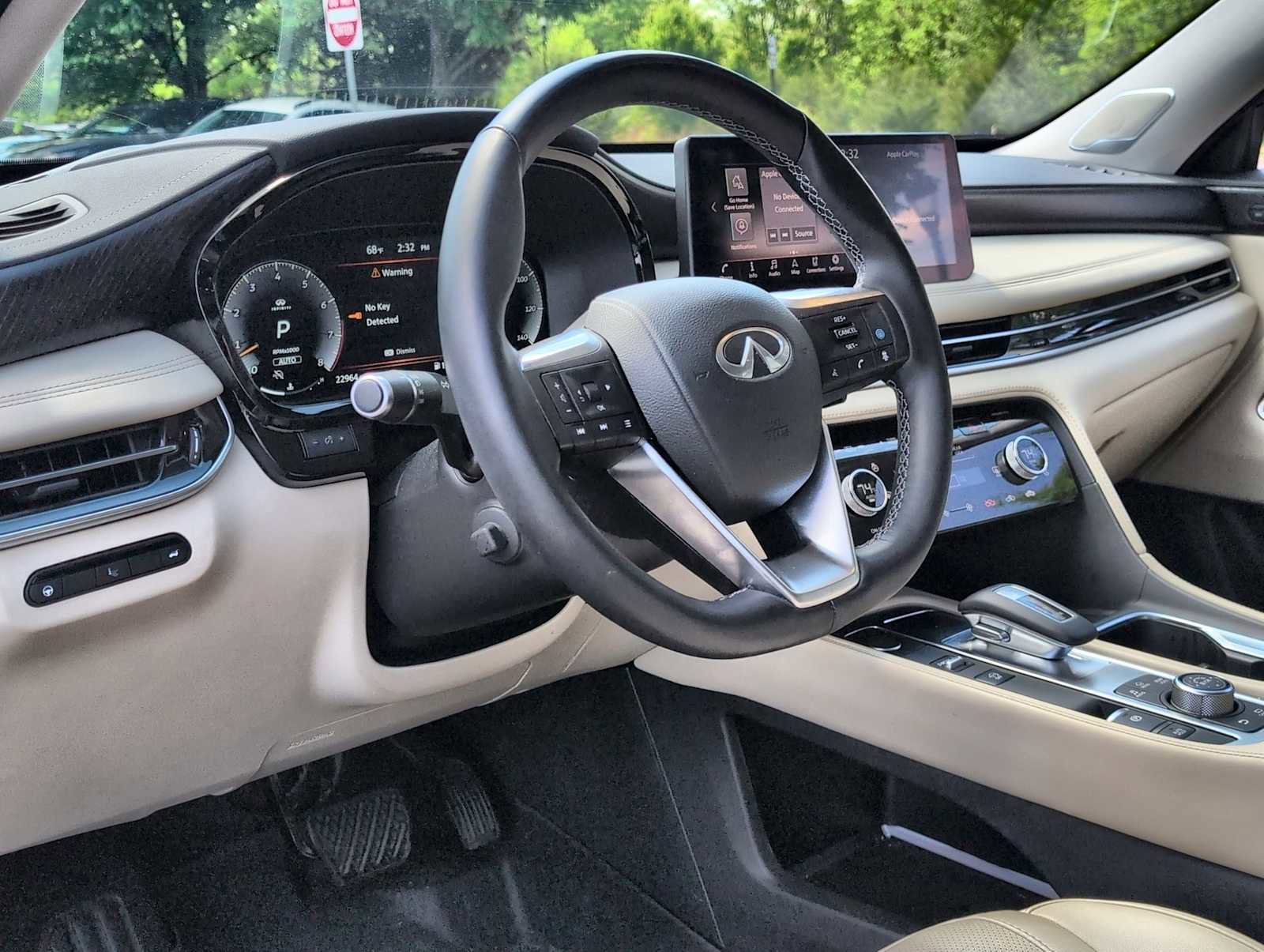 Used 2024 INFINITI QX60 Sensory w/ Vision Package AWD/4WD image 10