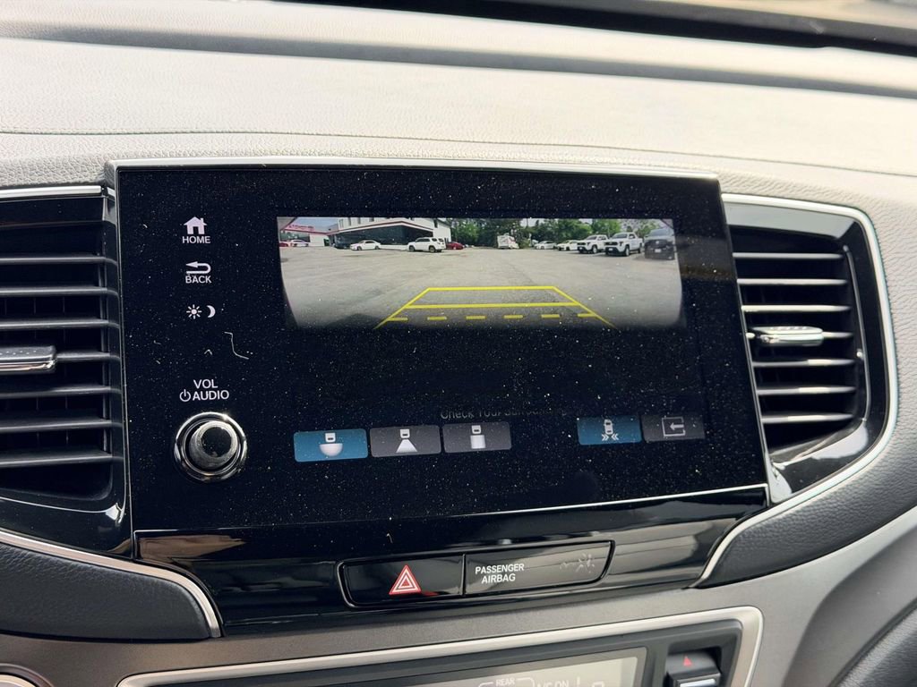 Used 2023 Honda Passport EX-L image 4