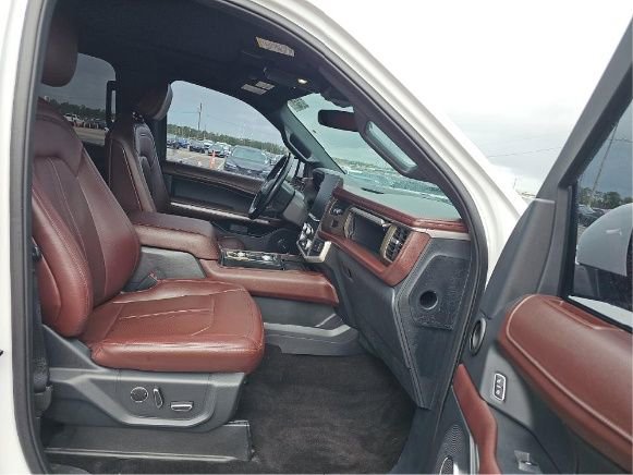 Used 2022 Ford Expedition Max Limited AWD/4WD image 4