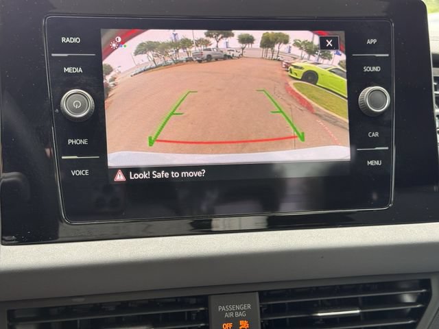 Used 2026 Volkswagen Jetta SE FWD image 17
