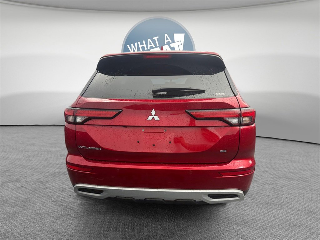 Used 2024 Mitsubishi Outlander SE image 5
