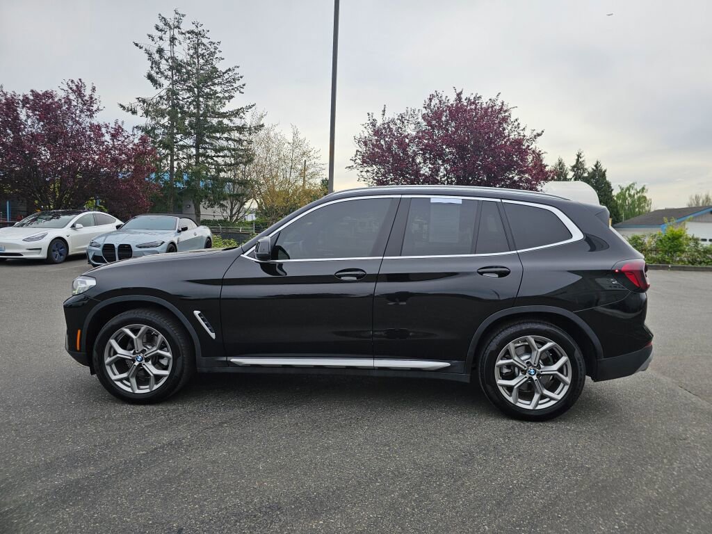 Used 2024 BMW X3 xDrive30i w/ Premium Essential Package image 4